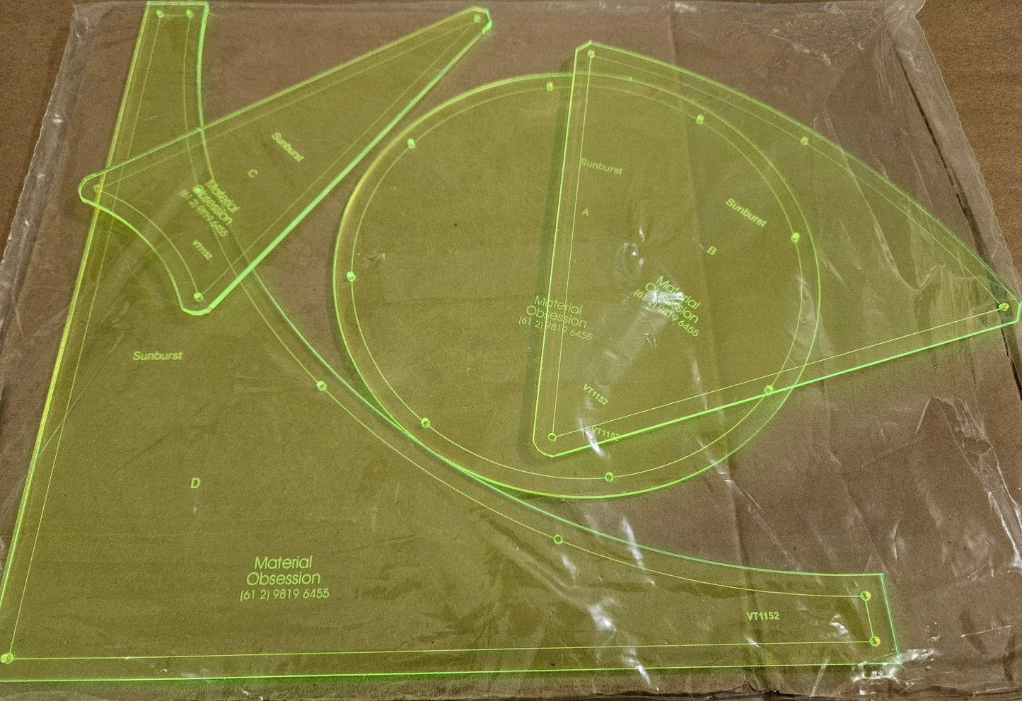 While the Cats Away pattern by Wendy Williams