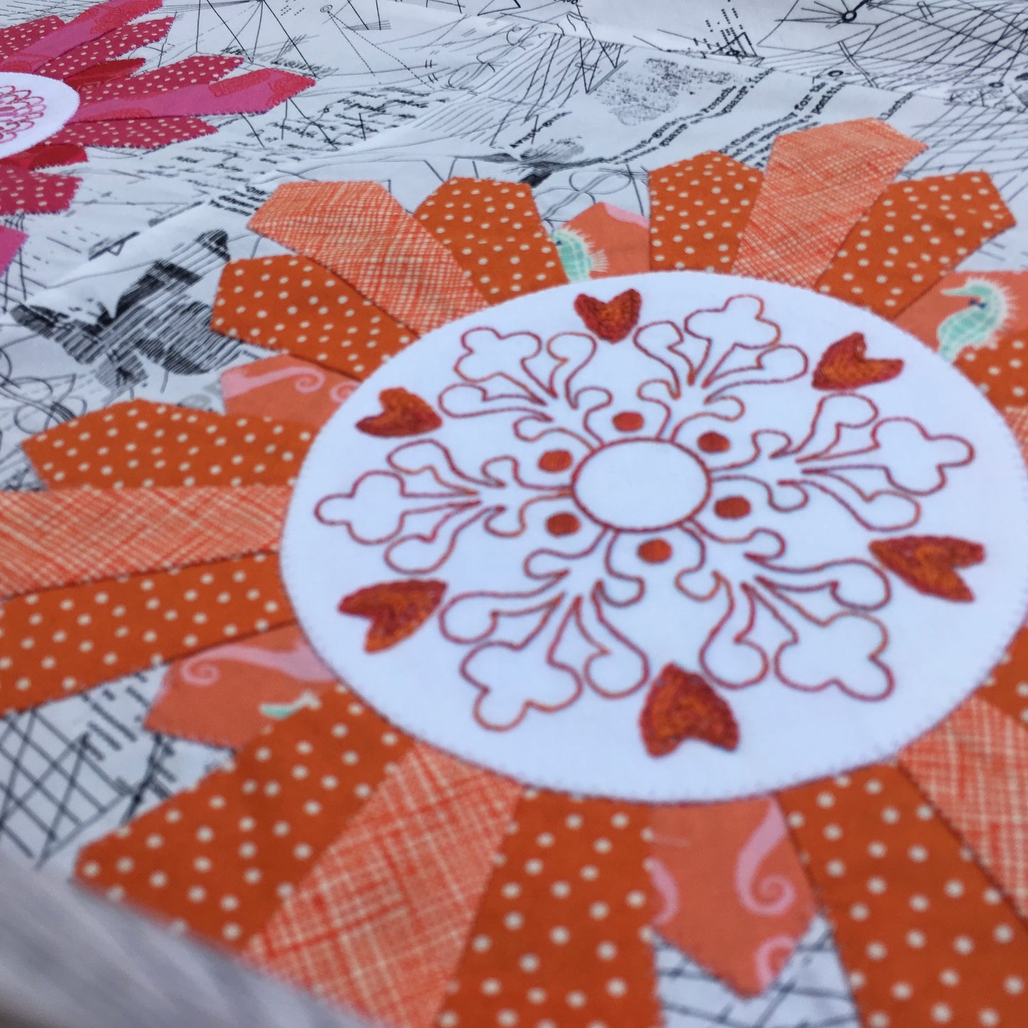 Razz-a-dazzle quilt pattern by Hugs'n Kisses