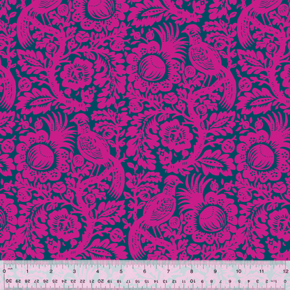 West Palm Beach by Jennifer Paganelli for Windham Fabrics - 54047-5 Rachael Daisy in Magenta