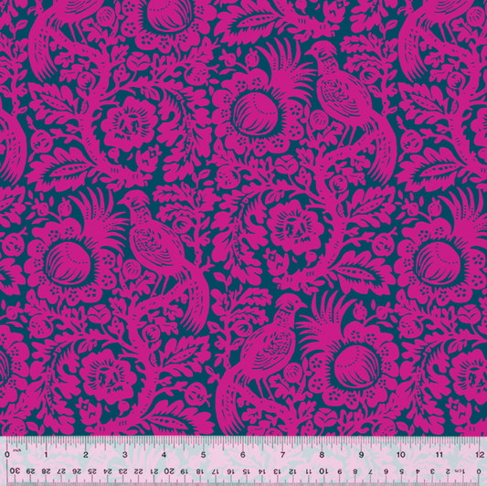 West Palm Beach by Jennifer Paganelli for Windham Fabrics - 54047-5 Rachael Daisy in Magenta