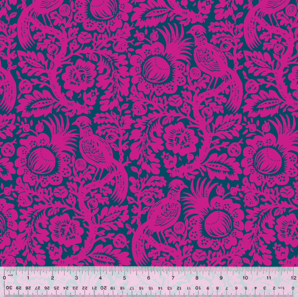 West Palm Beach by Jennifer Paganelli for Windham Fabrics - 54047-5 Rachael Daisy in Magenta