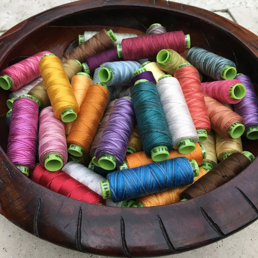 Sue Spargo Collection - Eleganza Perle Cotton Size 5 - Primitive Variegated