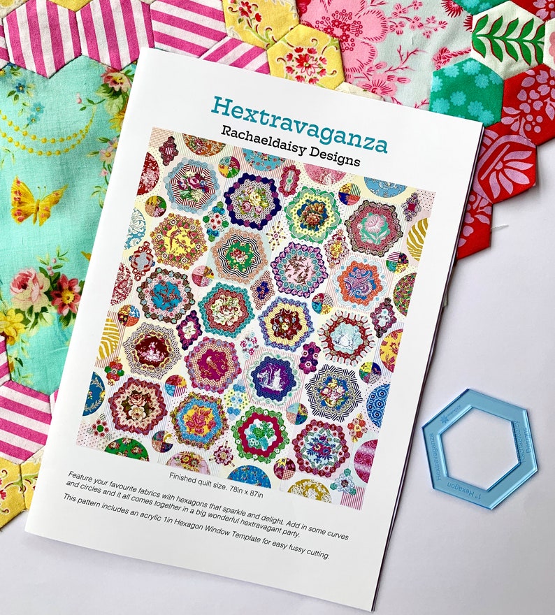 Hextravaganza quilt pattern by Rachaeldaisy Designs