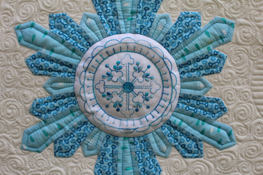 Razz-a-dazzle quilt pattern by Hugs'n Kisses